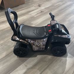Dynacraft Realtree Foot to Floor Boys Kids Ride-on for Age 1.5-3 Years