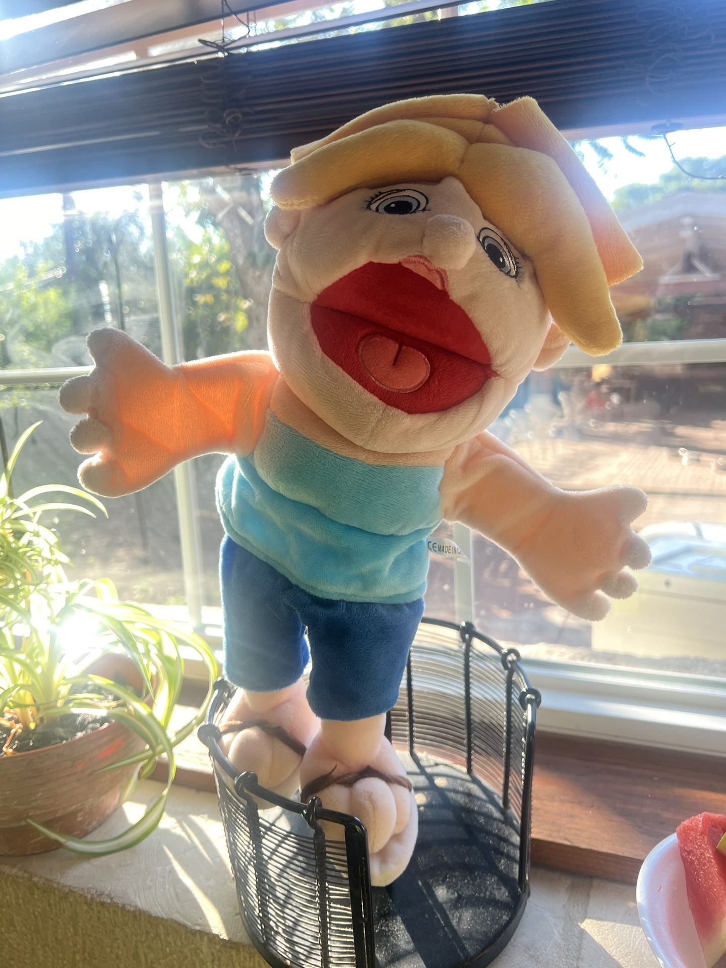 Jeffy SML mom puppet