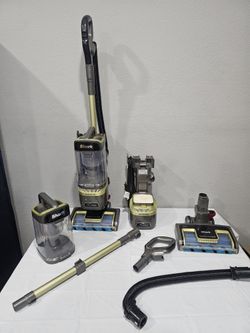 shark rotator lift away upright vacuum duo clean  powerfins corded bagless self cleaning brush 