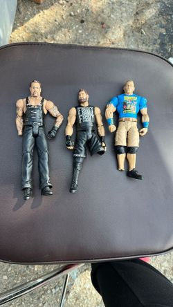 WWE WRESTLERS 
