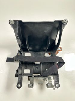 2018 Harley Davidson  FLHXS BATTERY TRAY BOX HOLDER 66000010A.BEST OFFER WELCOME. SM9KNT0494