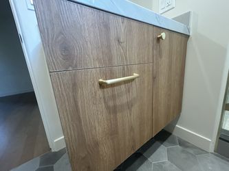 CUSTOM VANITY