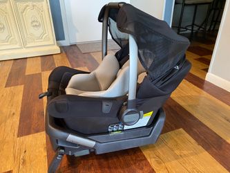 Nuna infant car seat