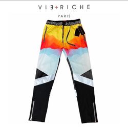 Vie riche joggers small brand new with tags