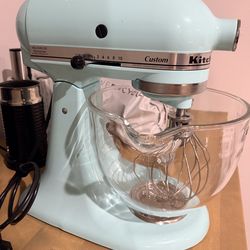 KitchenAid Artisan Design Series 5-Quart Tilt-Head Mixer (Ice Blue)