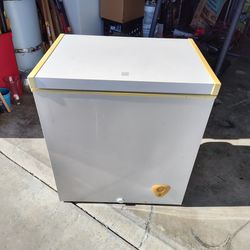 Kenmore Chest Freezer, Works Perfectly