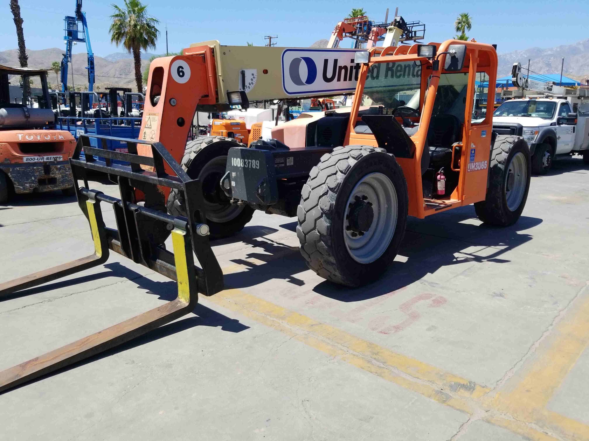 JLG Reach Forklift