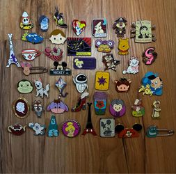 DISNEY PIN TRADING LOT 30, NO DUPLICATES, 100% TRADABLE
