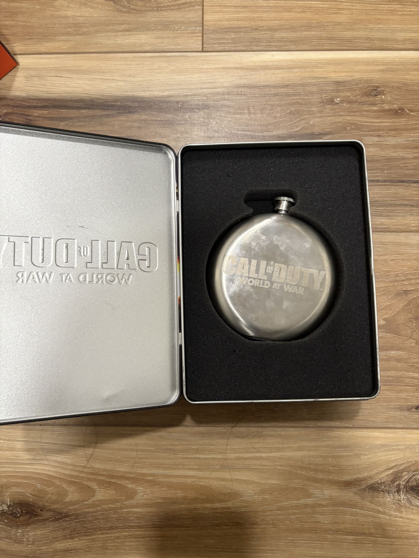 Call Of Duty World At War Flask Game Tin