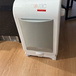 EyeVac Sweep Up  Vacuum 