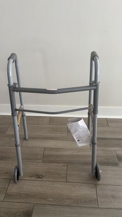 New Lightweight Folding Walker – Andador Adjustable