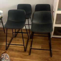 4 Piece Tall Bar stools