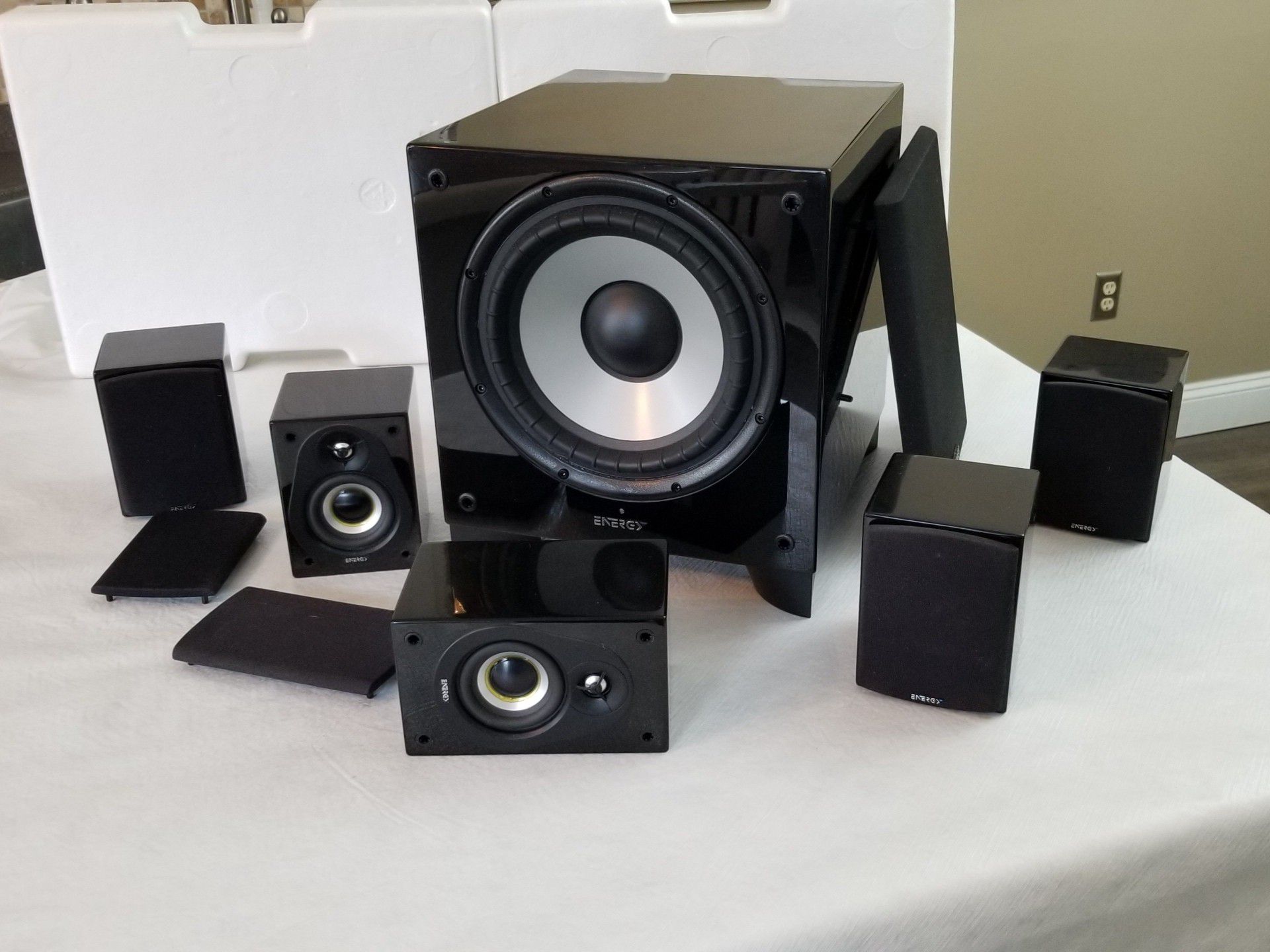 Klipsch Surround Sound Speaker system