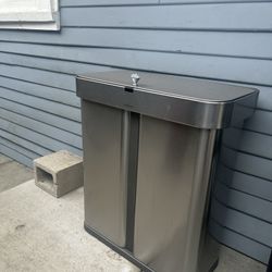 simple human trash bin 