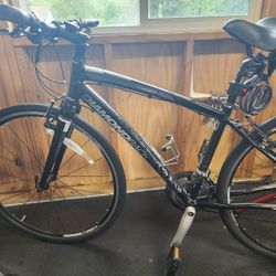 Diamondback Hybrid Bike Package 