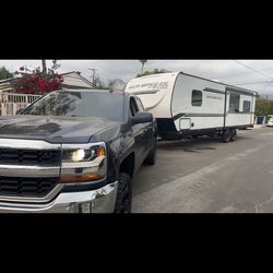 Travel Trailer (R£NTAL)