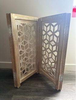 New stylized wooden divider