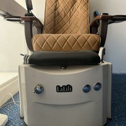 Spa Pedicure Chair With massage Feature