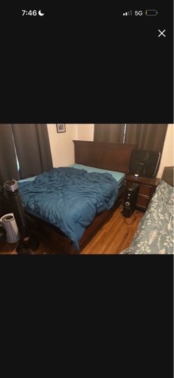 Solid wood queen bed set with night stand