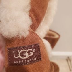 Ugg girls size 13 boots