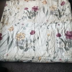 Cal King Floral Comforter With 2 Matching Pillow Sham