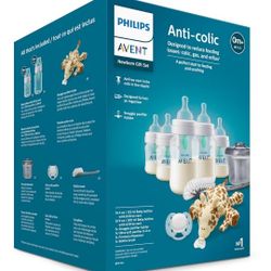Anti-Colic Baby Bottle with AirFree Vent Newborn Gift Set with Snuggle