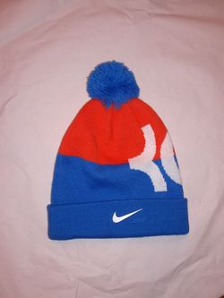 Nike Pom Pom Hats Set