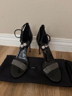 Express heels