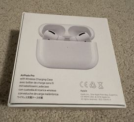 Apple AirPods Pro with MagSafe Charging Case (1st Generation) 