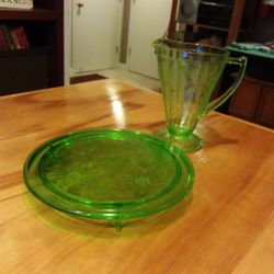 Vintage 1930s Jeanette Glass Company Green Floral Poinsettia 32 Oz. Pitcher And 10" Daisy Cake Plate