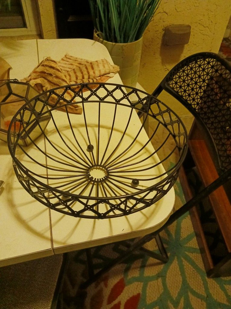 Ex Larg Metal Fruit Bowl 5 Look My Post Lots Nice Items