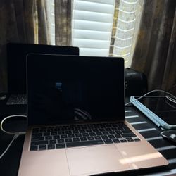 MacBook Air 2020 i3