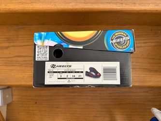 Heelys Pro 20 Wheeled Shoes Youth Size 3