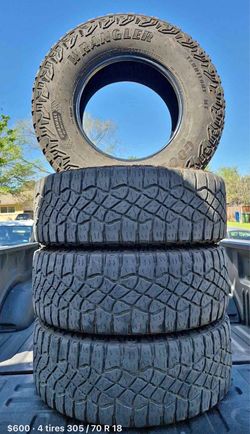 4 tires 305 / 70 R 18