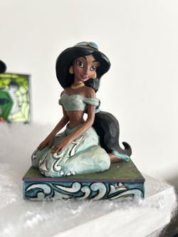 $20 Jasmine Enesco Showcase Collection 