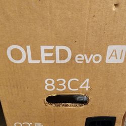TV LG OLED 83" (C4).