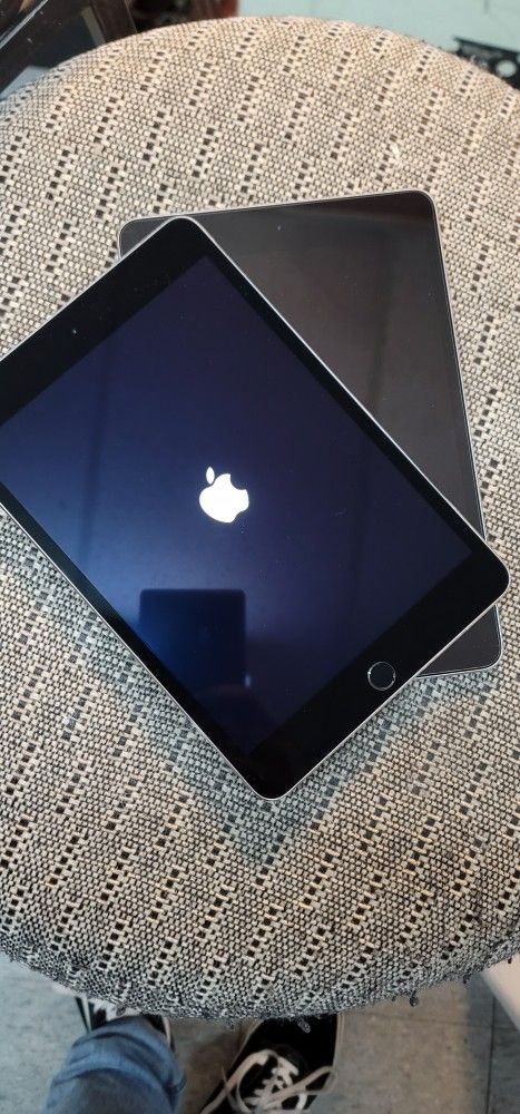 2 Ipad Mini 128gb