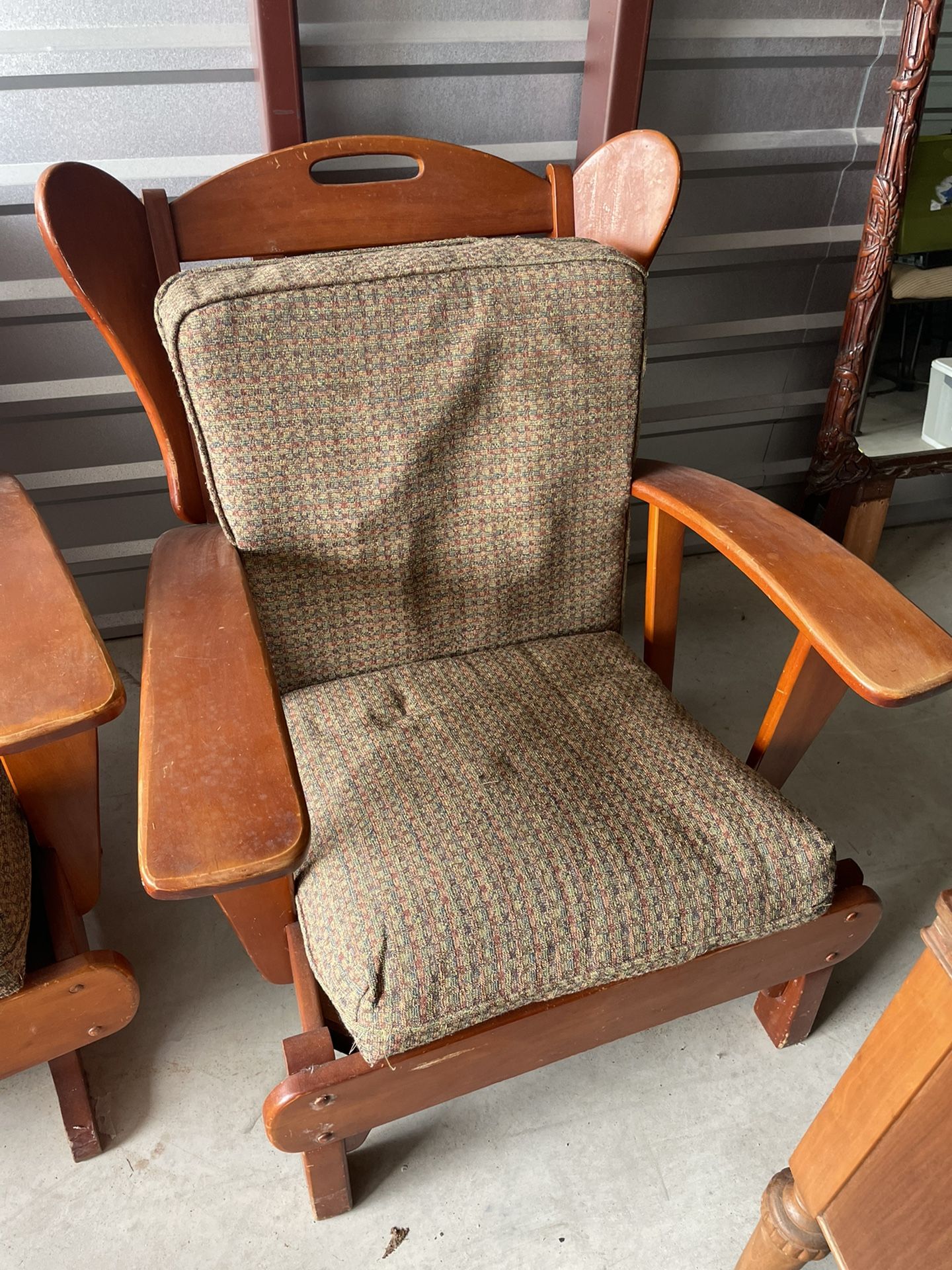 Vintage Wooden Paddle Chair Solid Heavy YES ONLY $25 COME GET IT