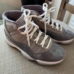 New Jordan's 11s Retro Size 5 Men 7 Woman 
