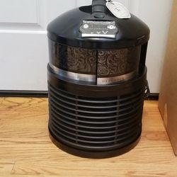 NEW Cond DEFENDER WORKS EXCELLENT  , IN THE BOX  , 