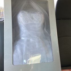 Size 6 Wedding Dress 