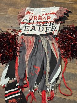 Zombie cheerleader Zombie cheerleader