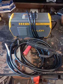 WELDER