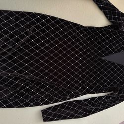 Vestido negro con diamantes