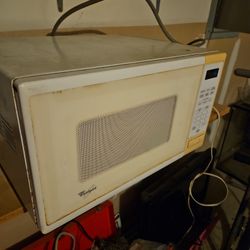 Whirlpool Microwave 