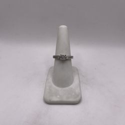 10kt Gold Diamond Engagement Style Ring 