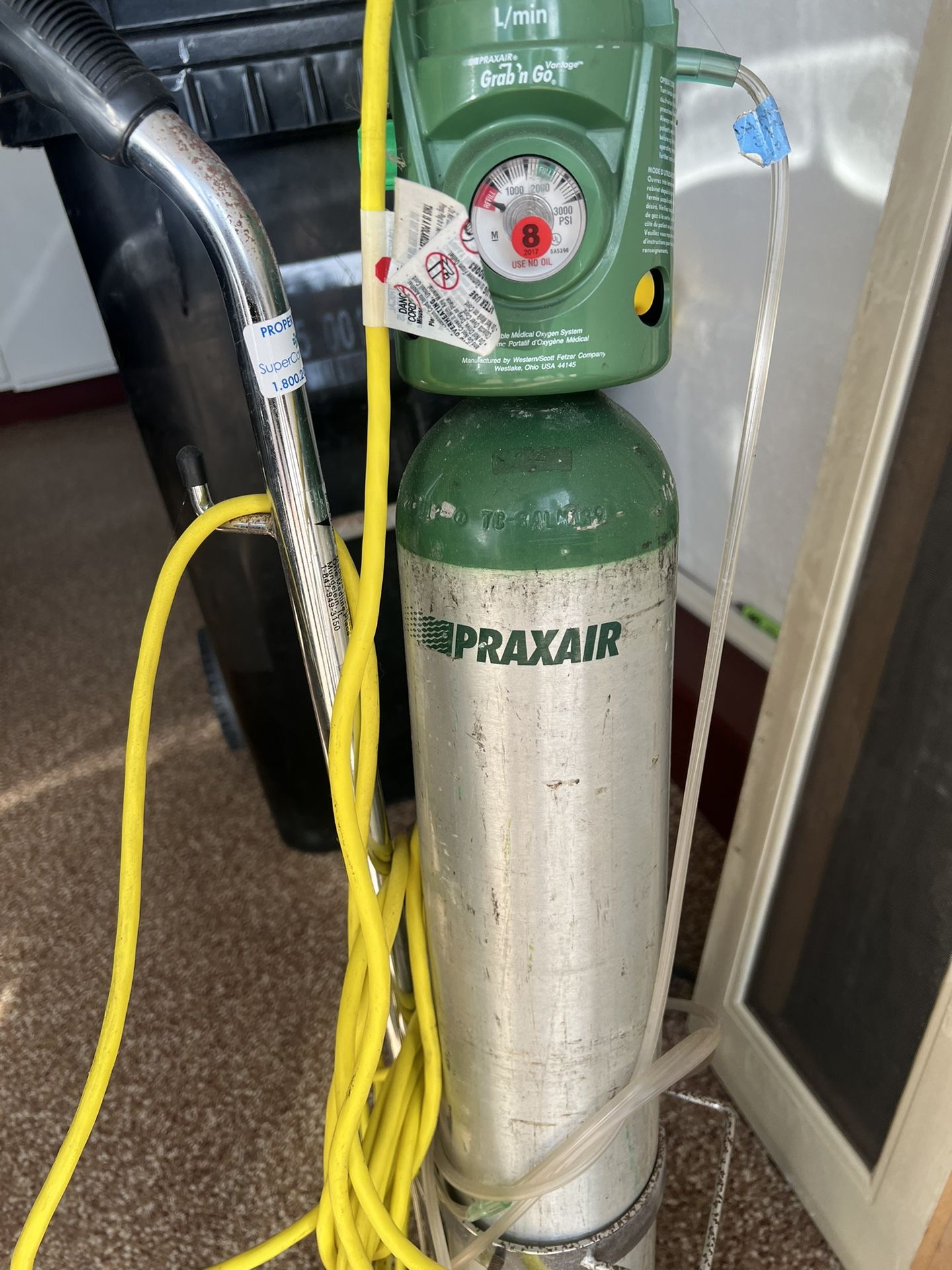 PraxAir Grab N Go Oxygen 