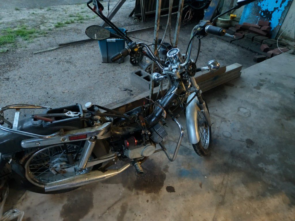 Custom Motor Bike