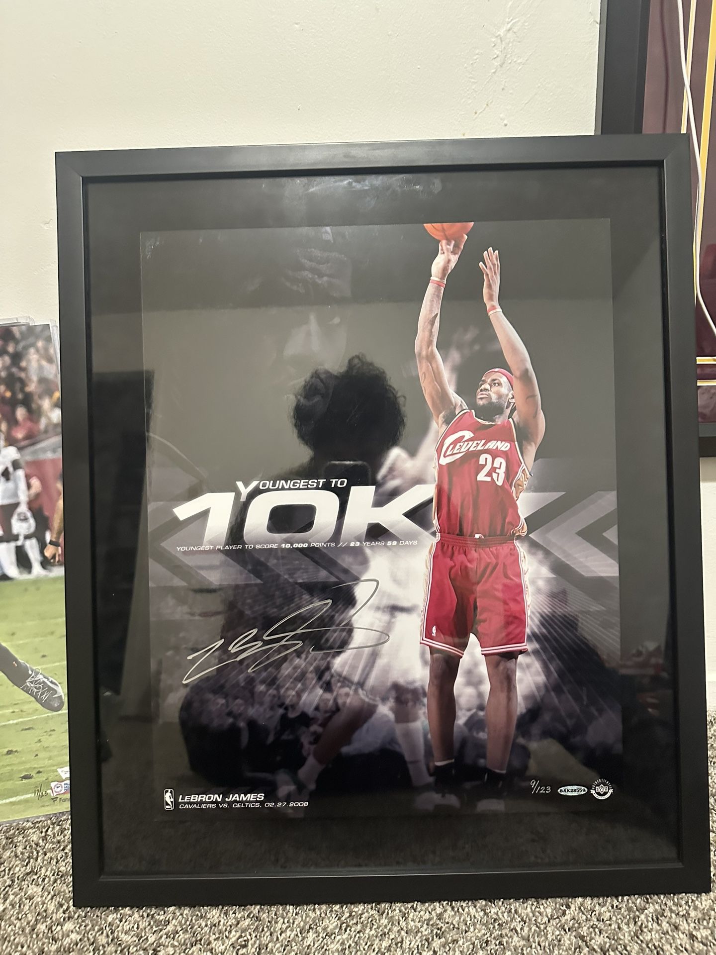 Lebron James Signed 16x20