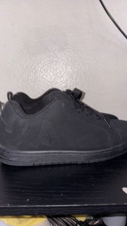 Men’s DC court graffik men’s size 13
